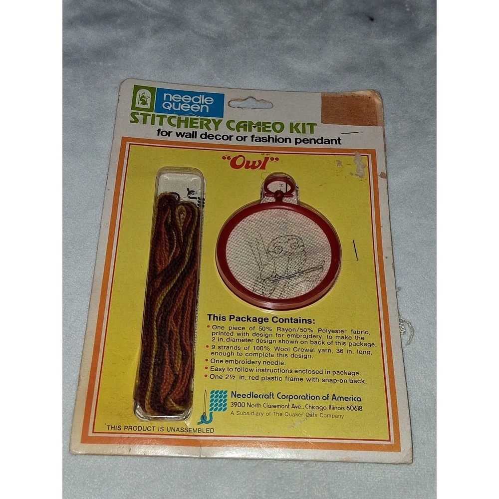 Vintage Needle Queen Owl Stitchery Cameo Kit 5955 Crewel Embroidery Pendant NOS